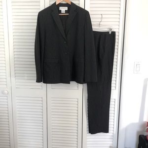 Jones New York Women’s Suit